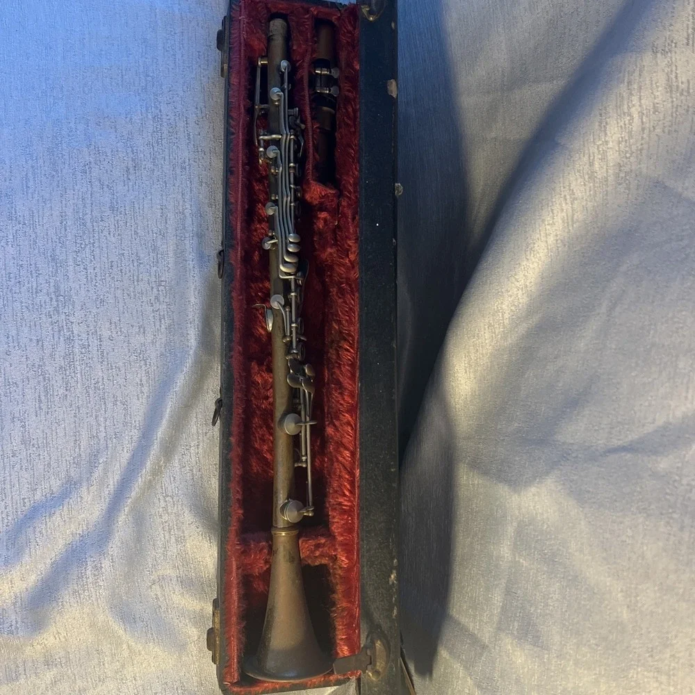 VINTAGE ELKHART INDIANA CAVALIER METAL CLARINET